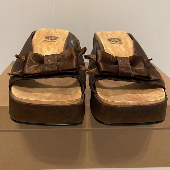 Yellow Box Women’s Chocolate Brown Wedge Sandals Size 9 COPA-BOW Fabric w/ Bow - Picture 8 of 16